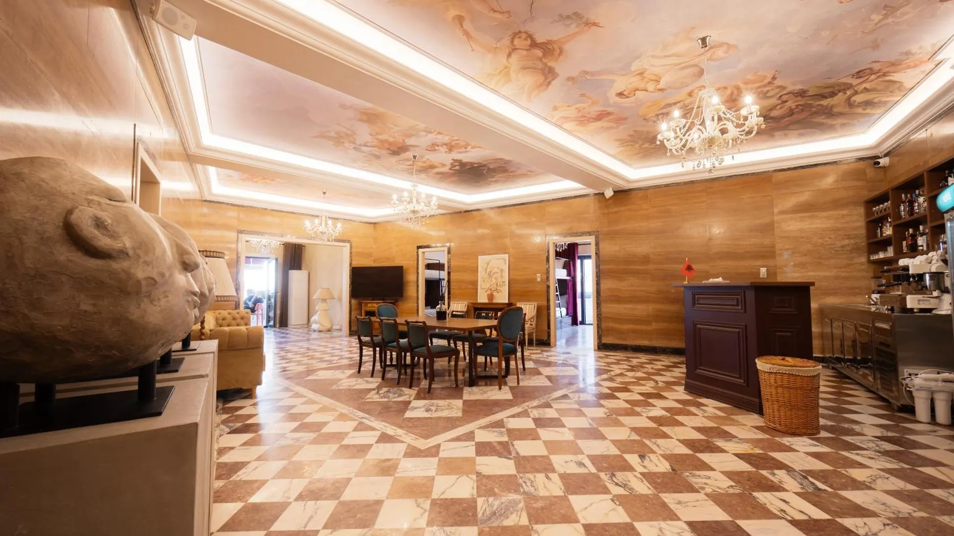 2115 Boutique Hostel Durrës