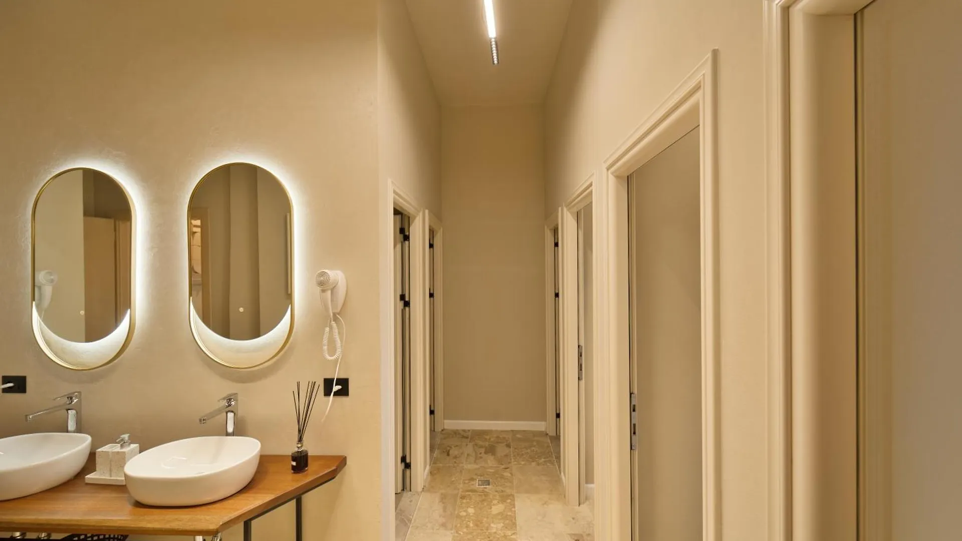 2115 Boutique Hostel Durrës 0*,  알바니아